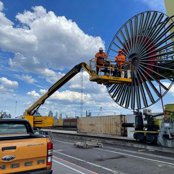 RMG crane high-voltage cable replacement at Pacific National, West Melbourne