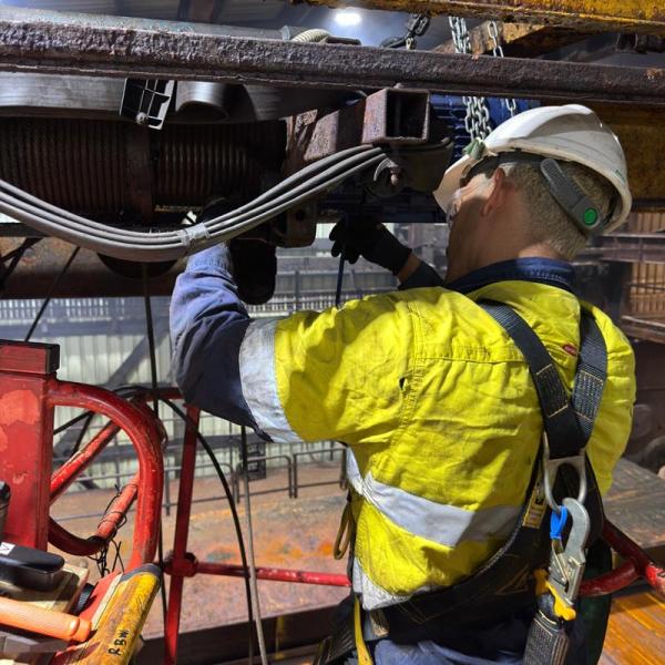 Maintenance of overhead gantry crane for galvanising facility in Sydney